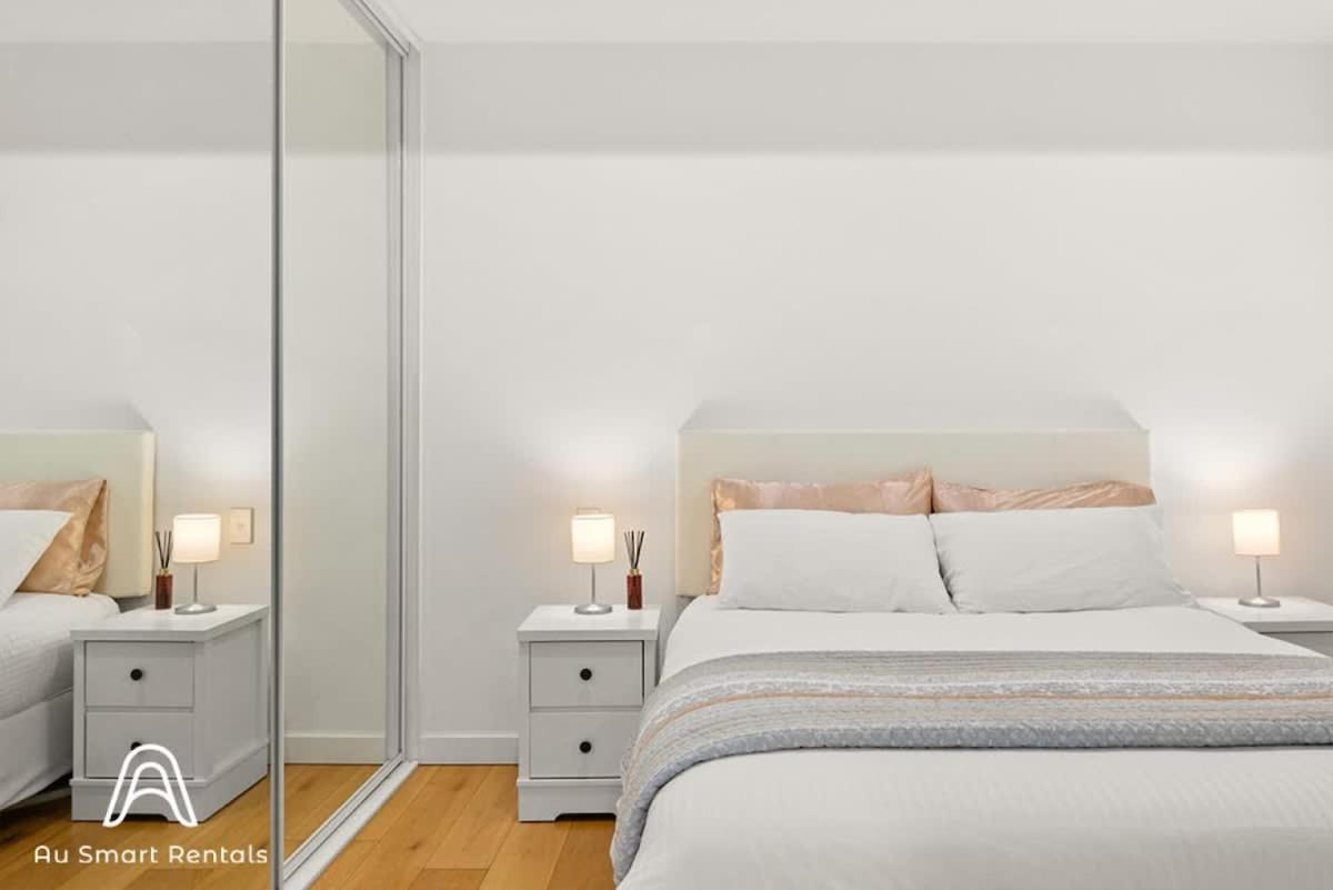 Stylish 1 Bedroom With Balcony And Air-con *