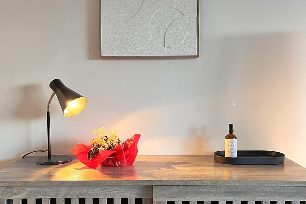 Apartment Stylish 1 Bedroom With Balcony And Air-con Sydney